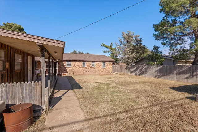 $150,000 | 406 Poplar Street, Levelland, TX 79336