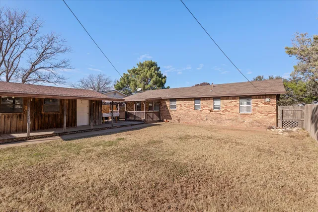 $150,000 | 406 Poplar Street, Levelland, TX 79336