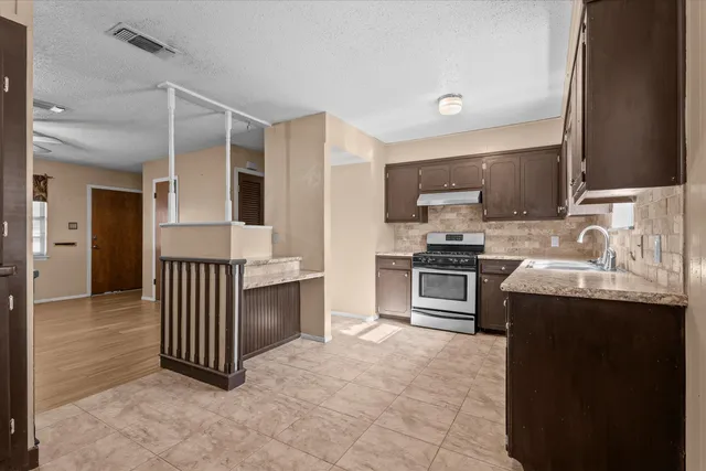 $150,000 | 406 Poplar Street, Levelland, TX 79336