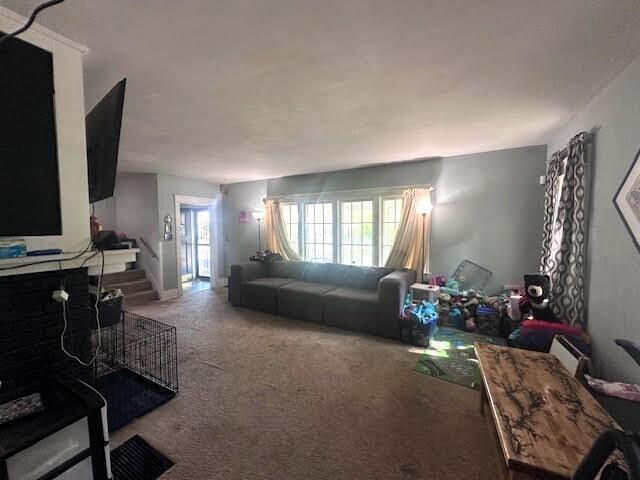 460 East Madison Avenue Springfield, OH 45503 - Photo 13 of 22 Living room