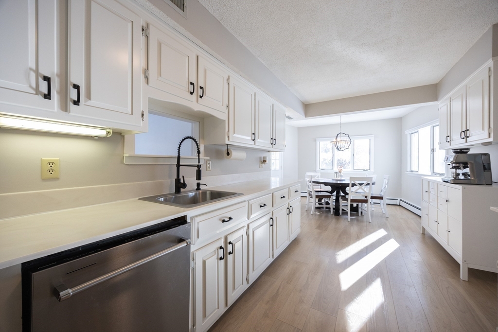 11 Wingate Road Holliston, MA 01746 - Photo 10 of 42