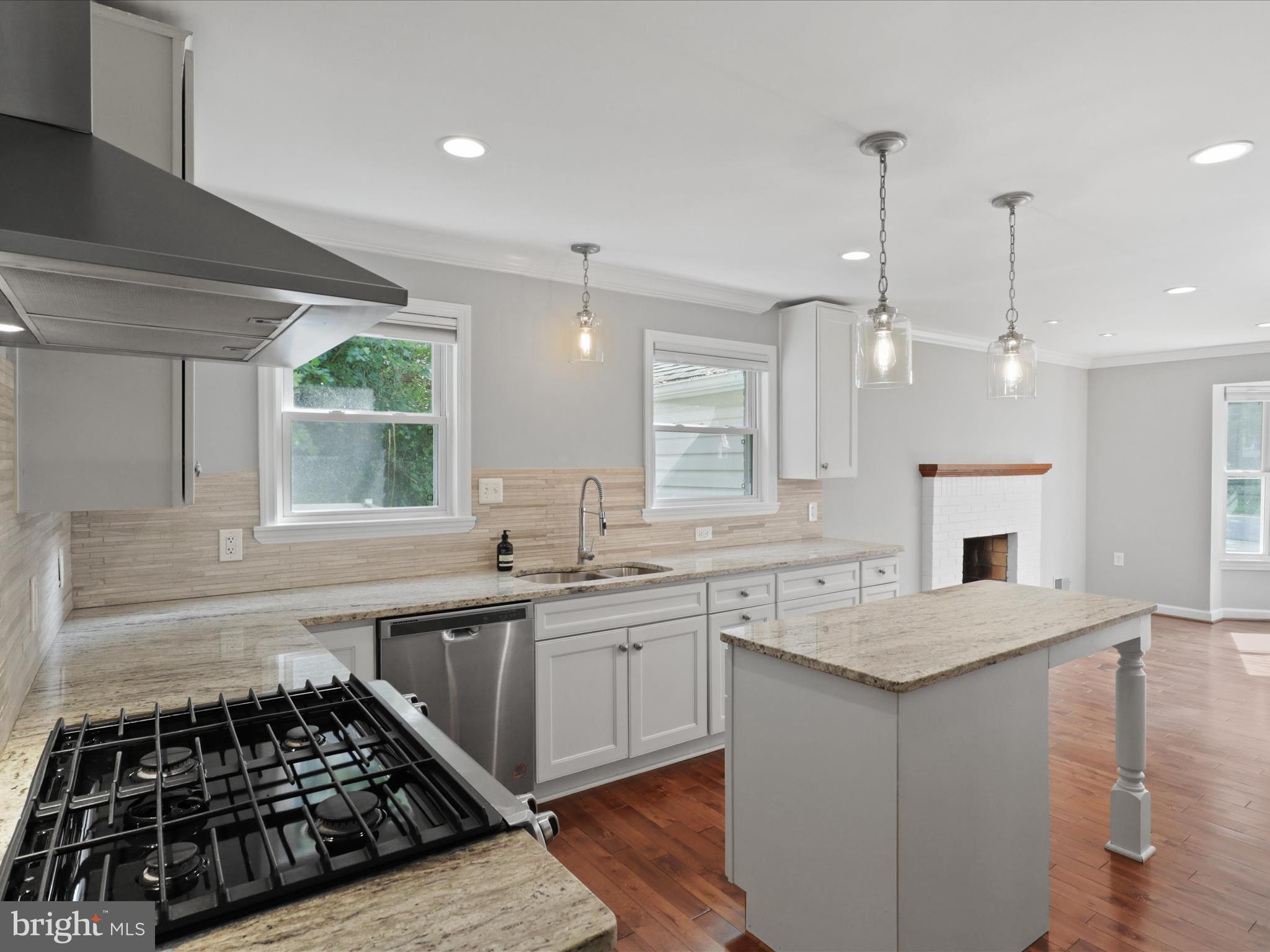 6612 Kerns Road Falls Church, VA 22042 - Photo 14 of 54 Kitchen