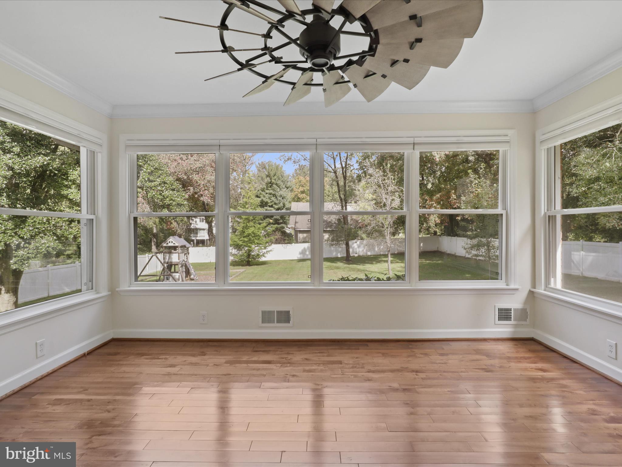 6612 Kerns Road Falls Church, VA 22042 - Photo 16 of 54 Sun Room