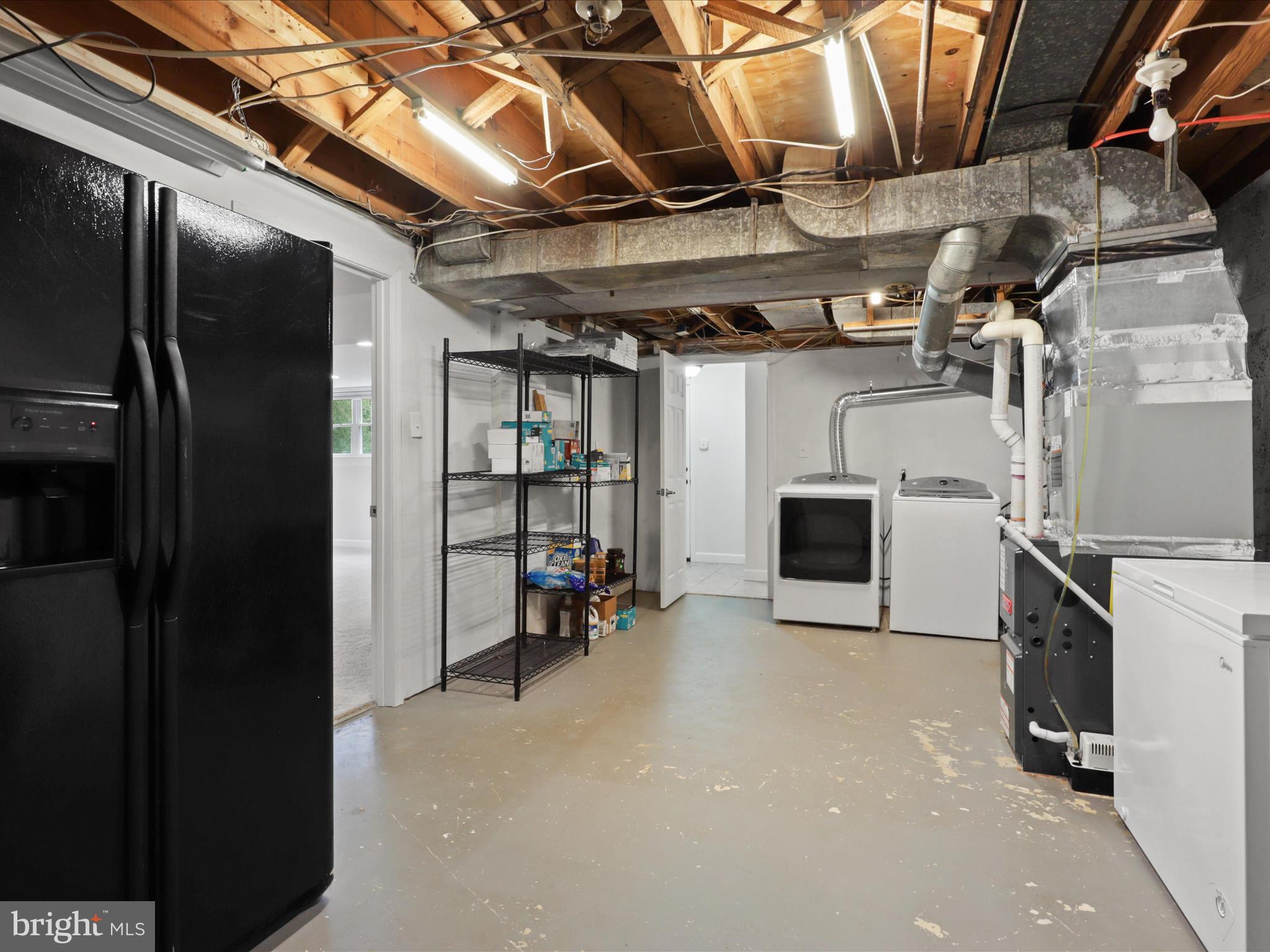 6612 Kerns Road Falls Church, VA 22042 - Photo 41 of 54 Utility Room with Laundry
