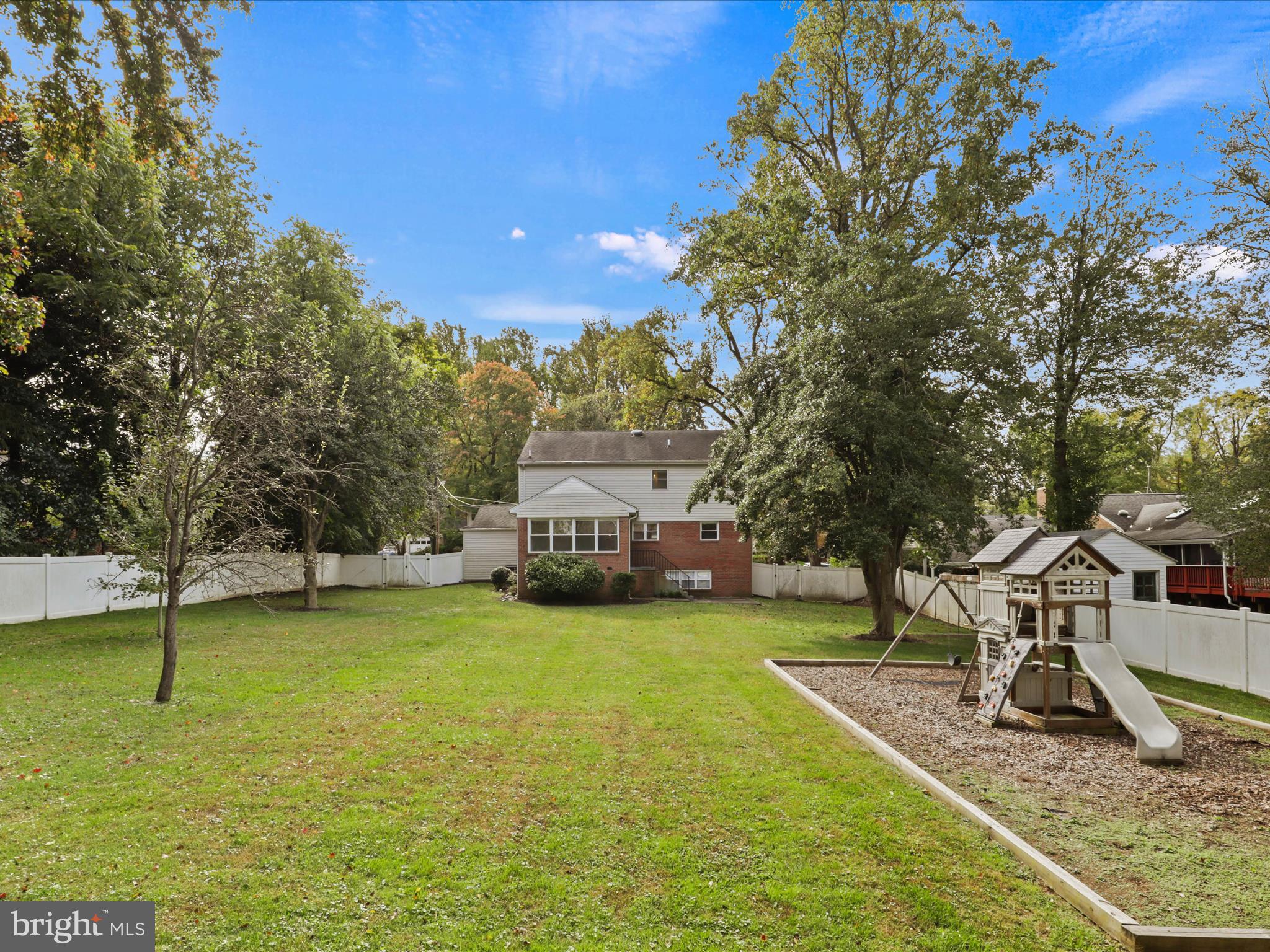 6612 Kerns Road Falls Church, VA 22042 - Photo 47 of 54 Backyard