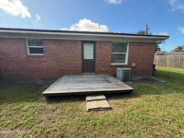 $995 | 149 North Highway 22 A, Unit 4, Panama City, FL 32404