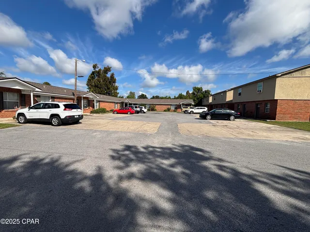 $995 | 149 North Highway 22 A, Unit 4, Panama City, FL 32404