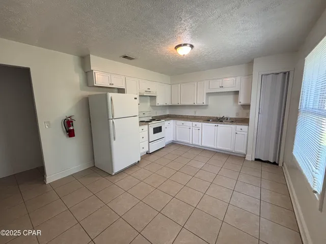 $995 | 149 North Highway 22 A, Unit 4, Panama City, FL 32404