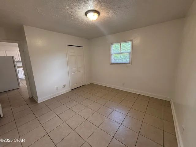 $995 | 149 North Highway 22 A, Unit 4, Panama City, FL 32404