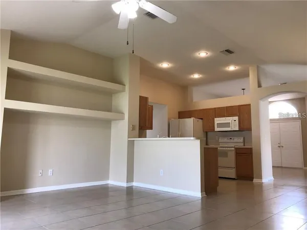 $2,450 | 2622 Allwood Avenue, Valrico, FL 33596