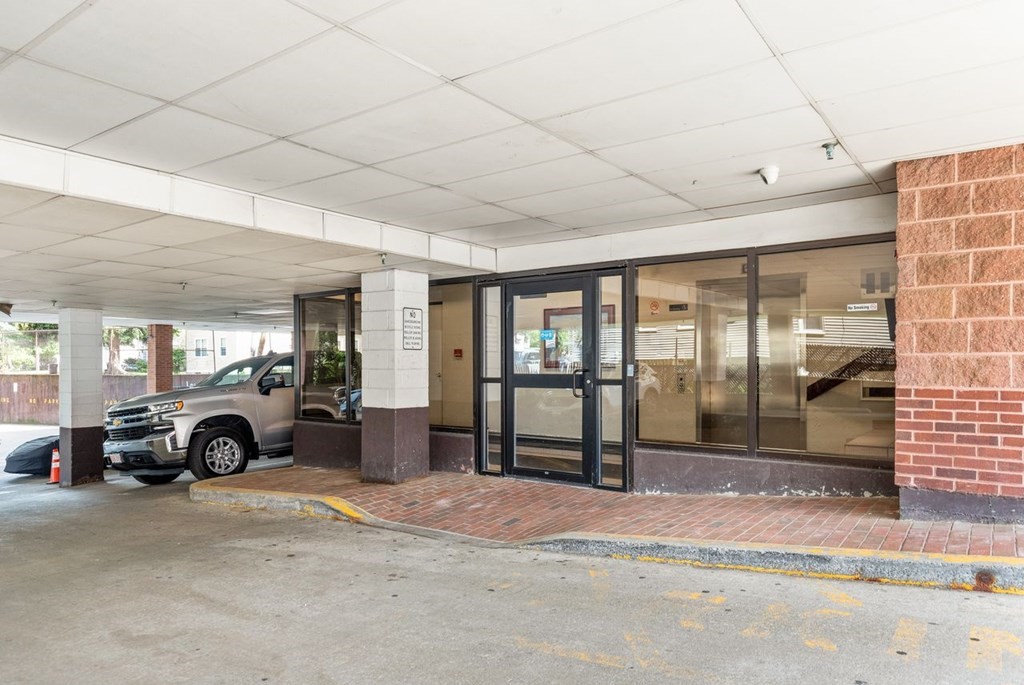 205 Ferry Street, Unit 409 Everett, MA 02149 - Photo 22 of 24 a view of a livingroom with furniture