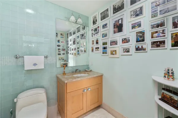 $1,950,000 | 341 Thames Street, Unit S104, Bristol, RI 02809