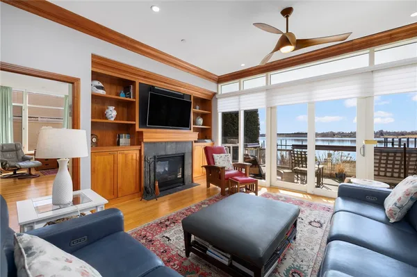 $1,950,000 | 341 Thames Street, Unit S104, Bristol, RI 02809