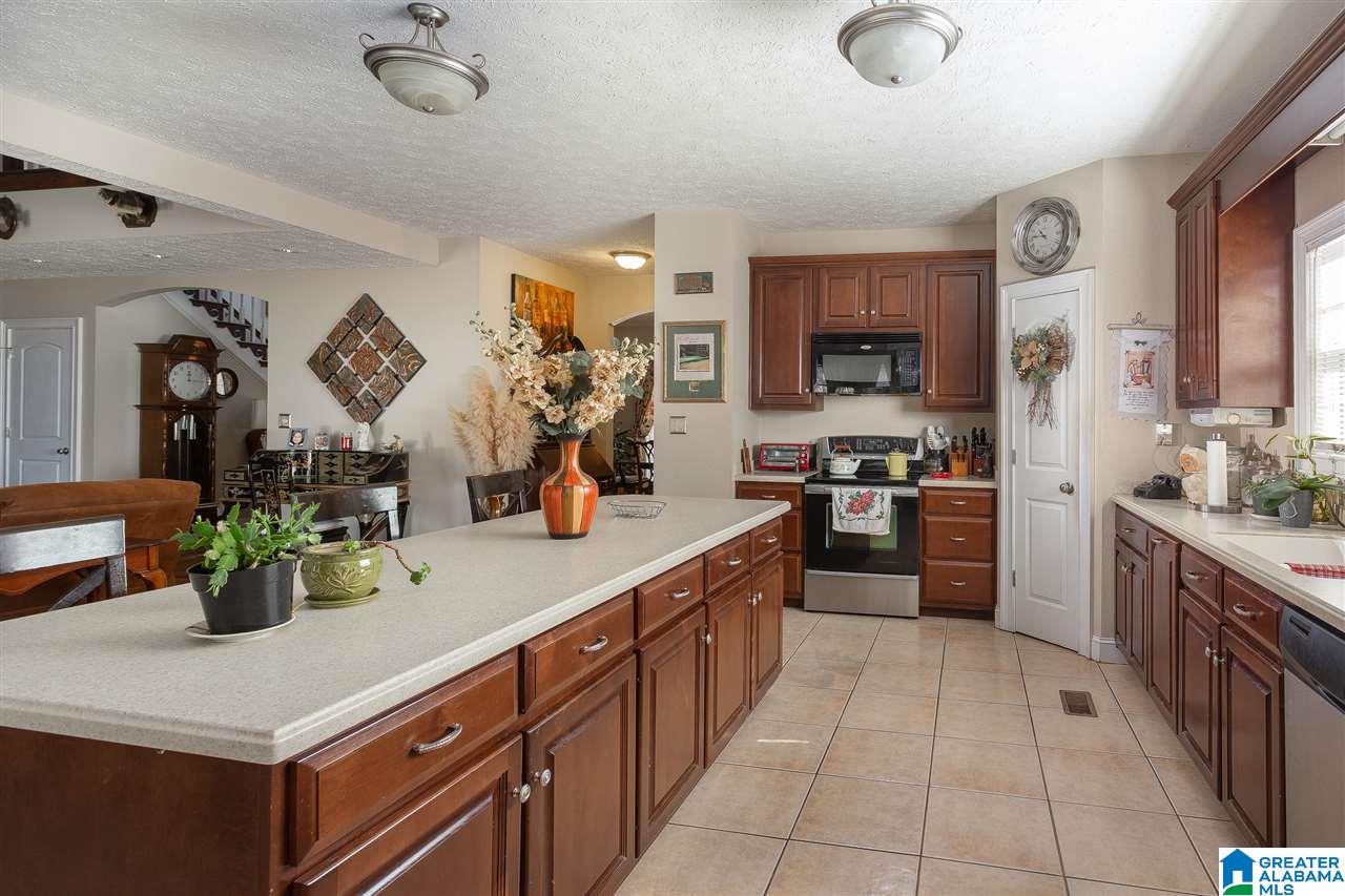 355 Foster West Road Jacksonville, AL 36265 - Photo 2 of 48