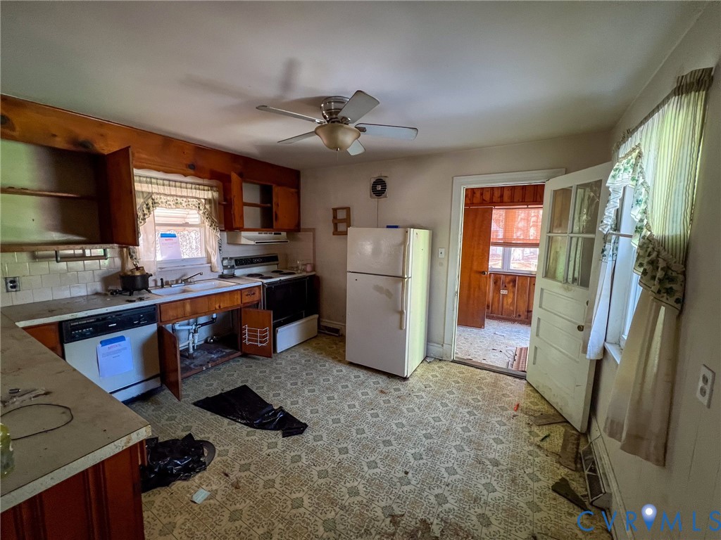 1310 Birdsong Road Petersburg, VA 23805 - Photo 16 of 34