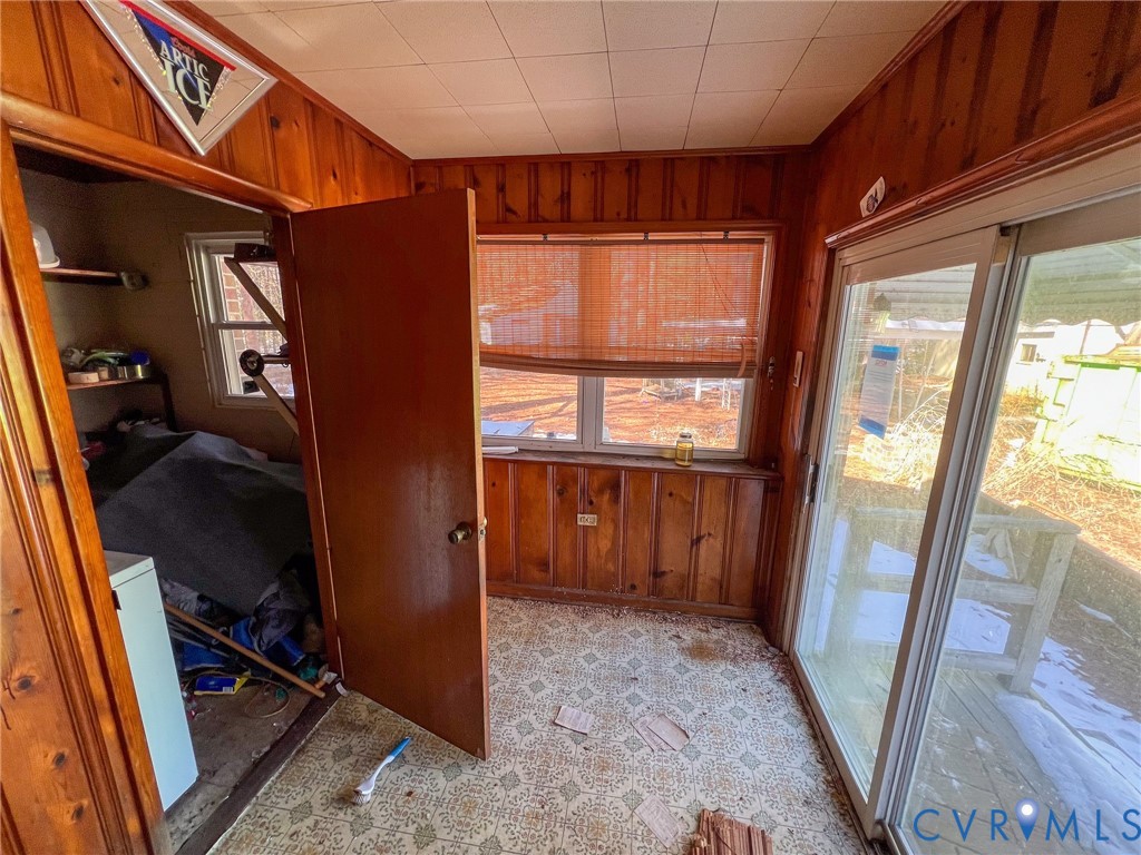 1310 Birdsong Road Petersburg, VA 23805 - Photo 17 of 34