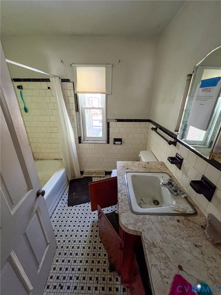 1310 Birdsong Road Petersburg, VA 23805 - Photo 23 of 34