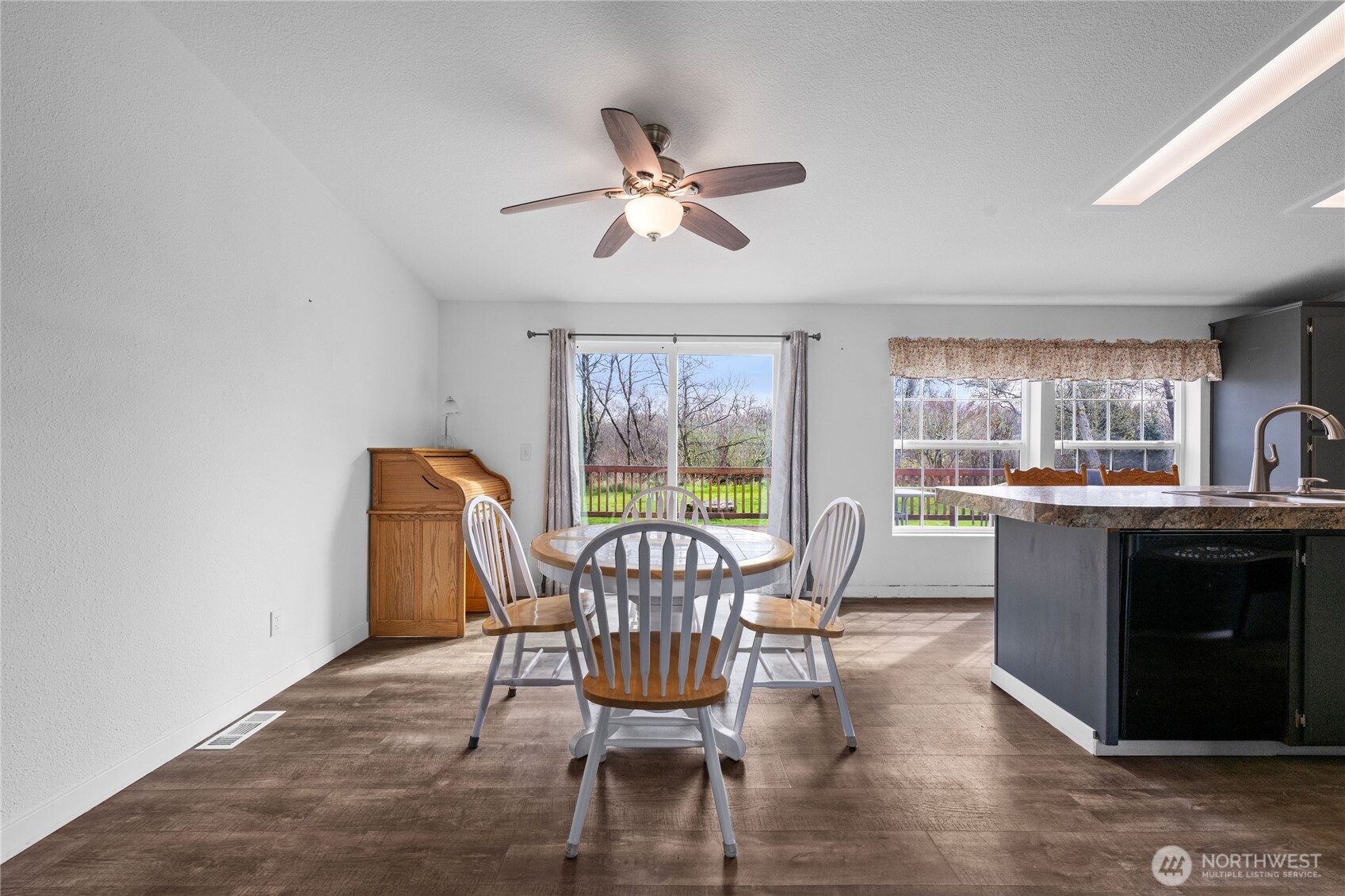 5206 Sandridge Road Long Beach, WA 98631 - Photo 8 of 34