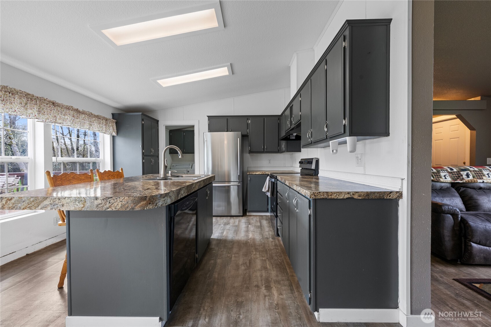 5206 Sandridge Road Long Beach, WA 98631 - Photo 9 of 34