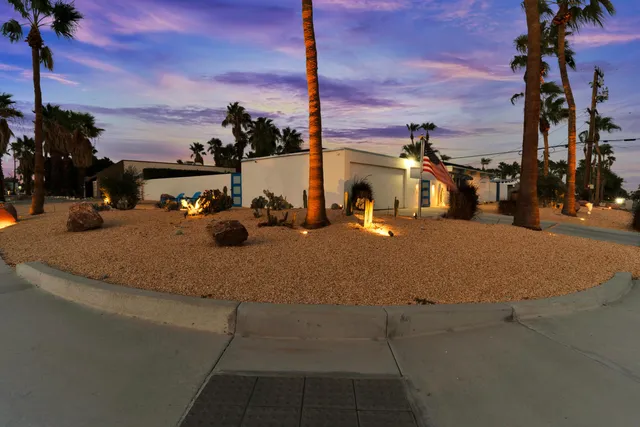 $918,000 | 600 East Alexander Way, Palm Springs, CA 92262