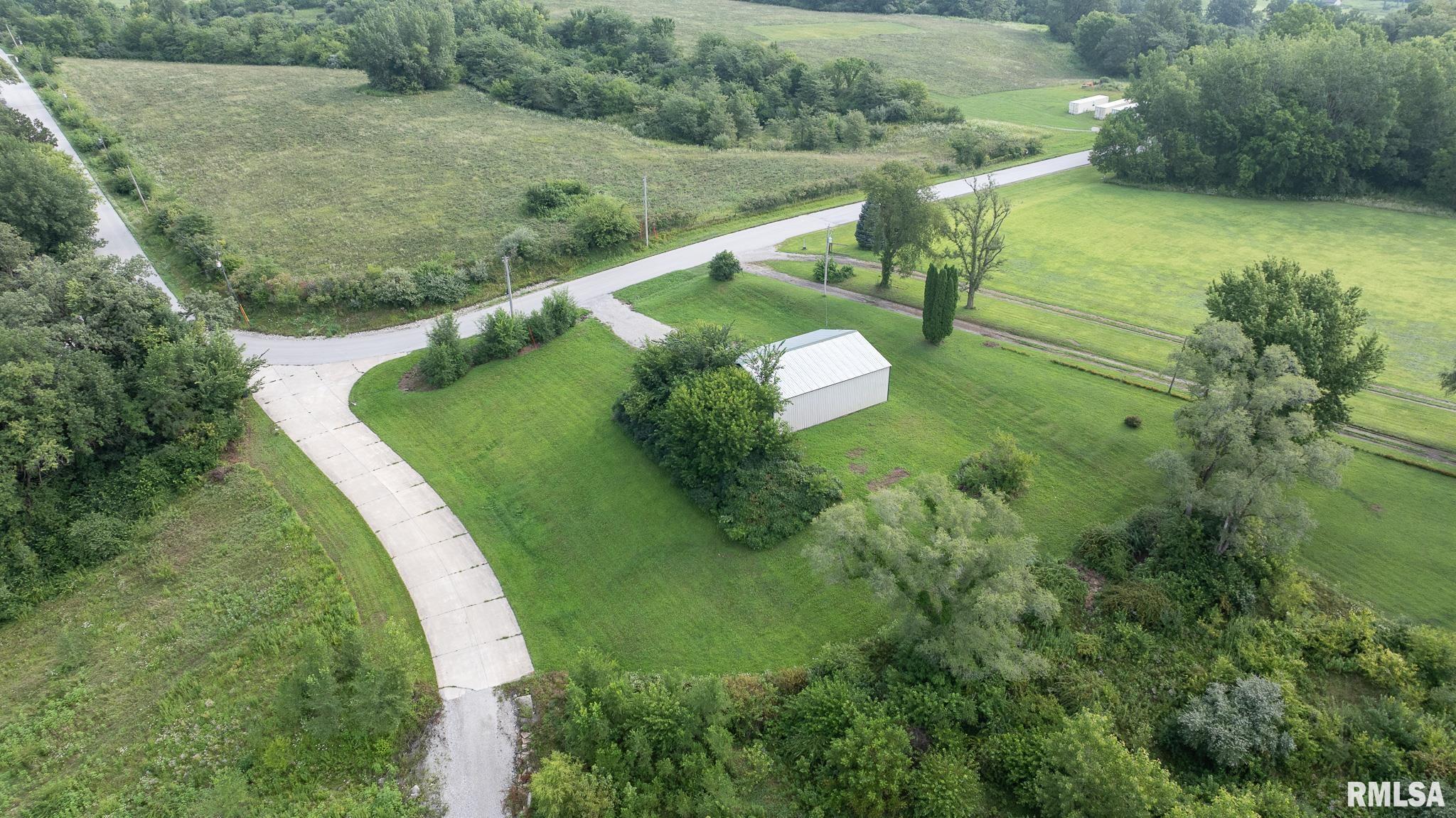 10020 92nd Avenue, Unit WEST Taylor Ridge, IL 61284 - Photo 7 of 26 Gallery Image 7