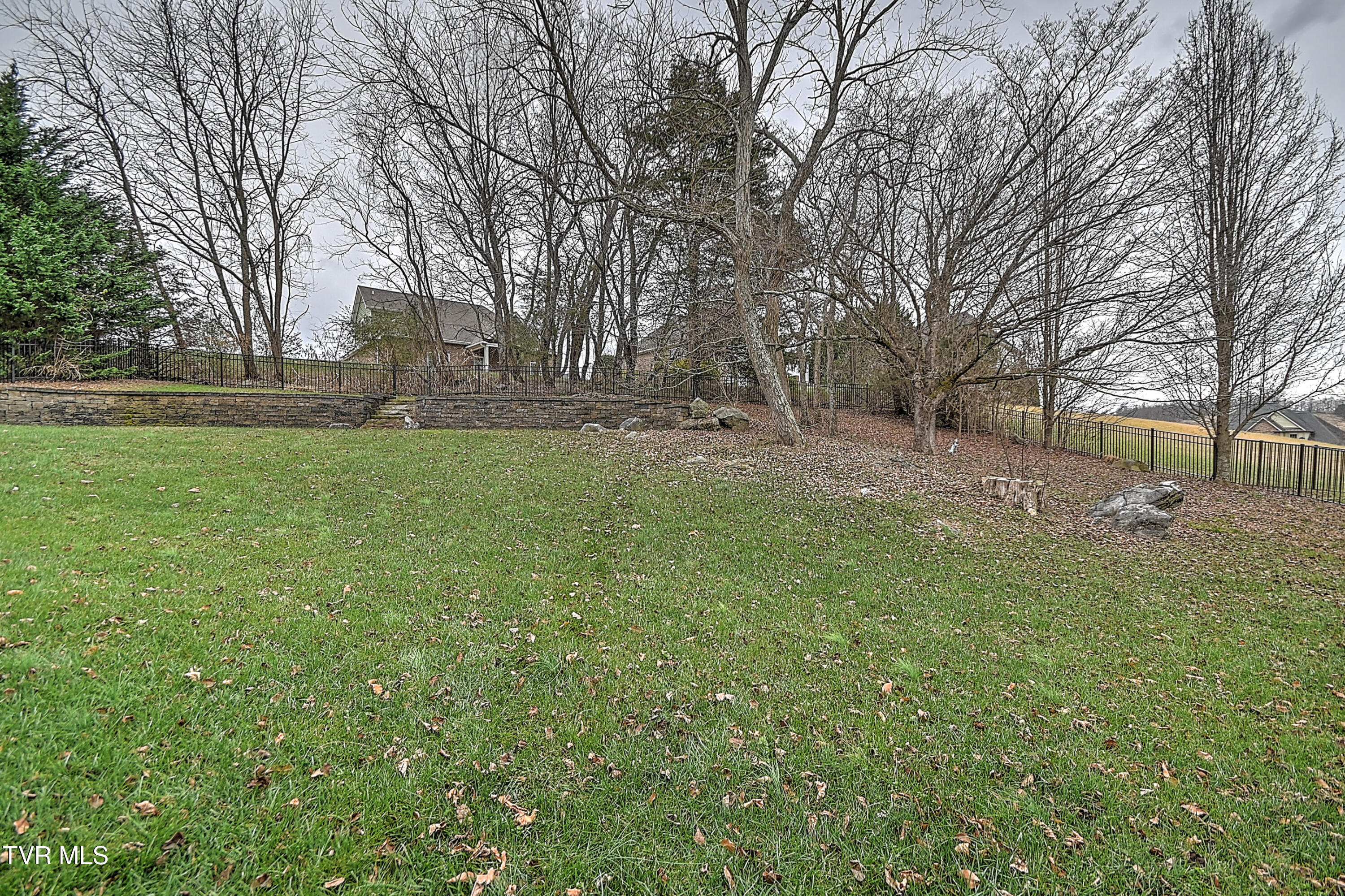 282 Dublin Road Johnson City, TN 37615 - Photo 47 of 49 282 Dublin SM-48