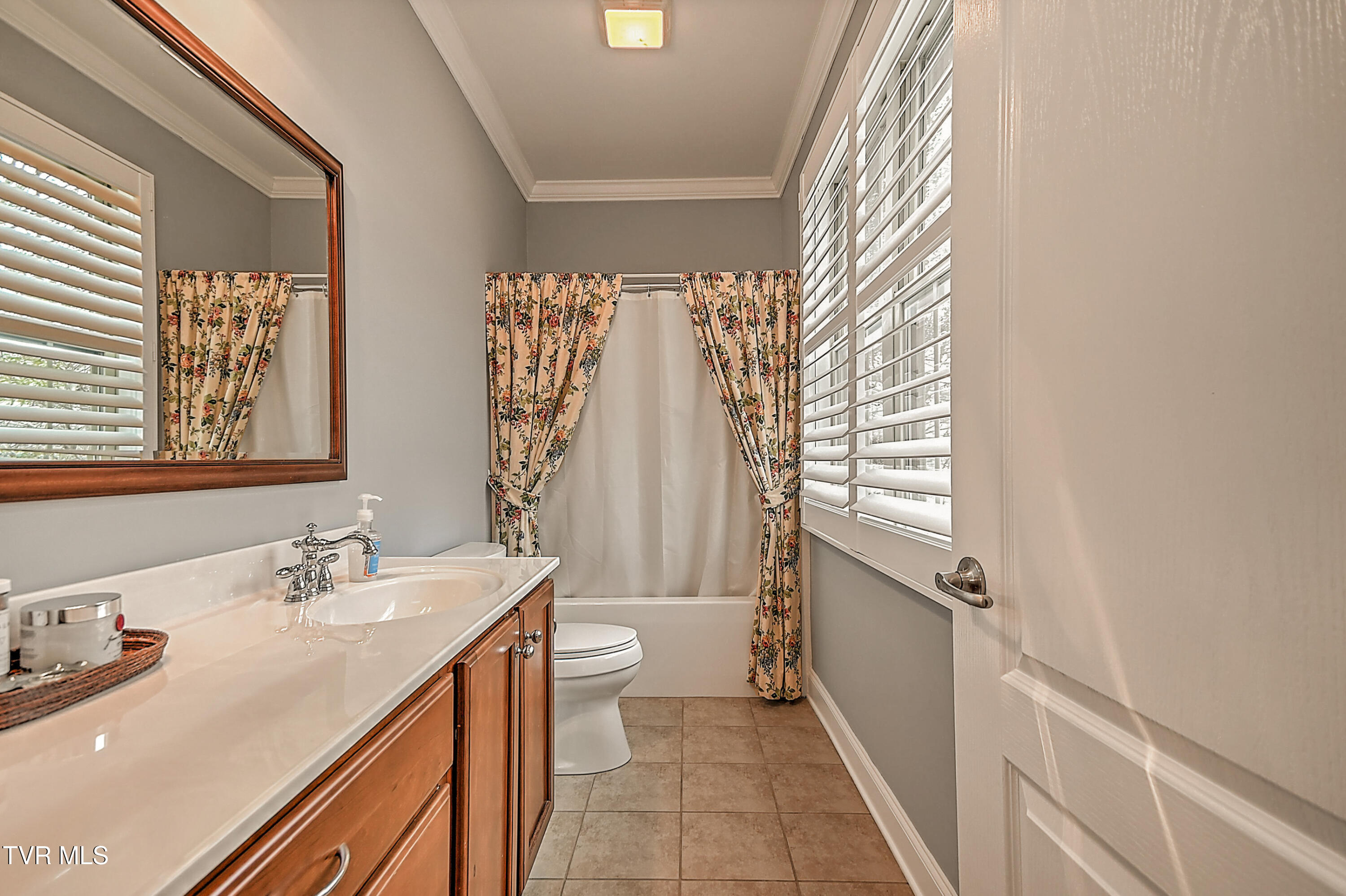 282 Dublin Road Johnson City, TN 37615 - Photo 7 of 49 282 Dublin SM-8