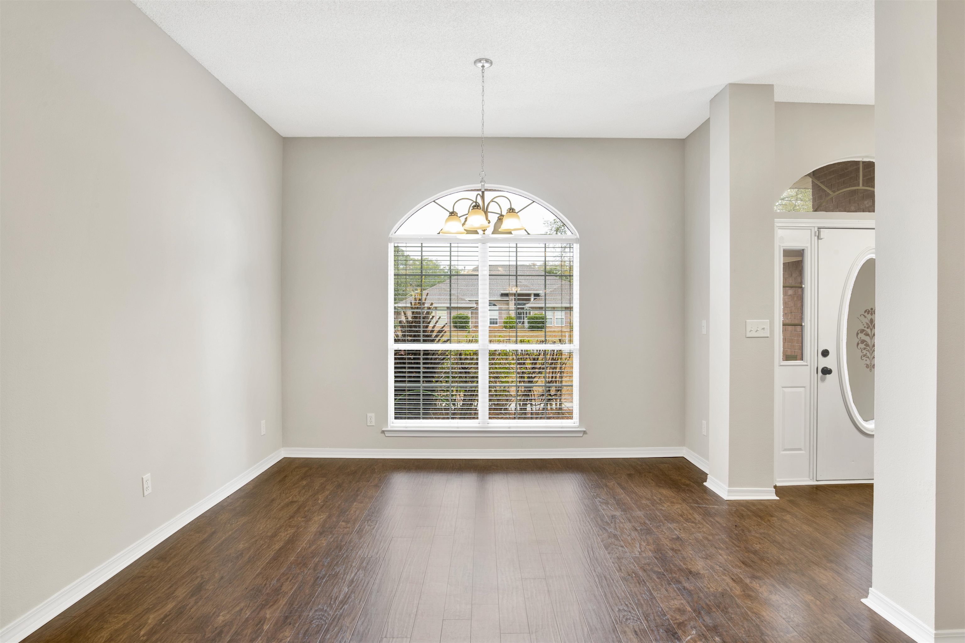 202 Madison Lane Foley, AL 36535 - Photo 4 of 25