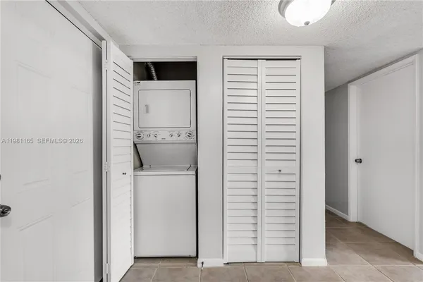 a view of bathroom with washing machine