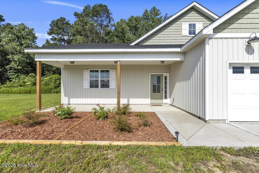 840 Bright Leaf Road Kinston, NC 28504 - Photo 2 of 31 IMG_9418