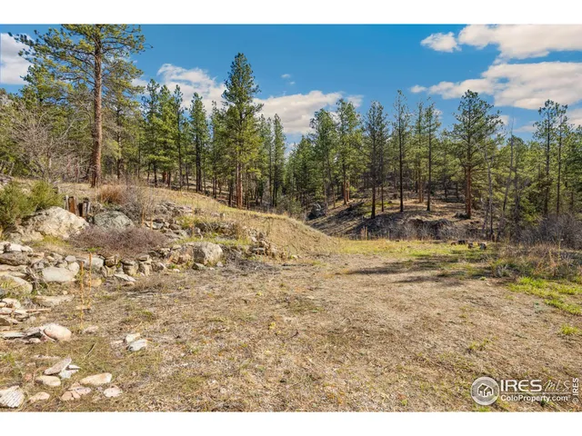 $275,000 | 755 Fox Creek Road, Glen Haven, CO 80532