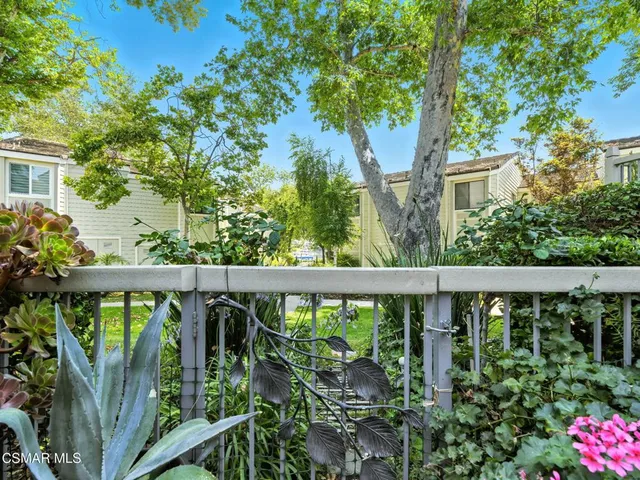 $895,000 | 1206 South Westlake Boulevard, Unit D, Westlake Village, CA 91361