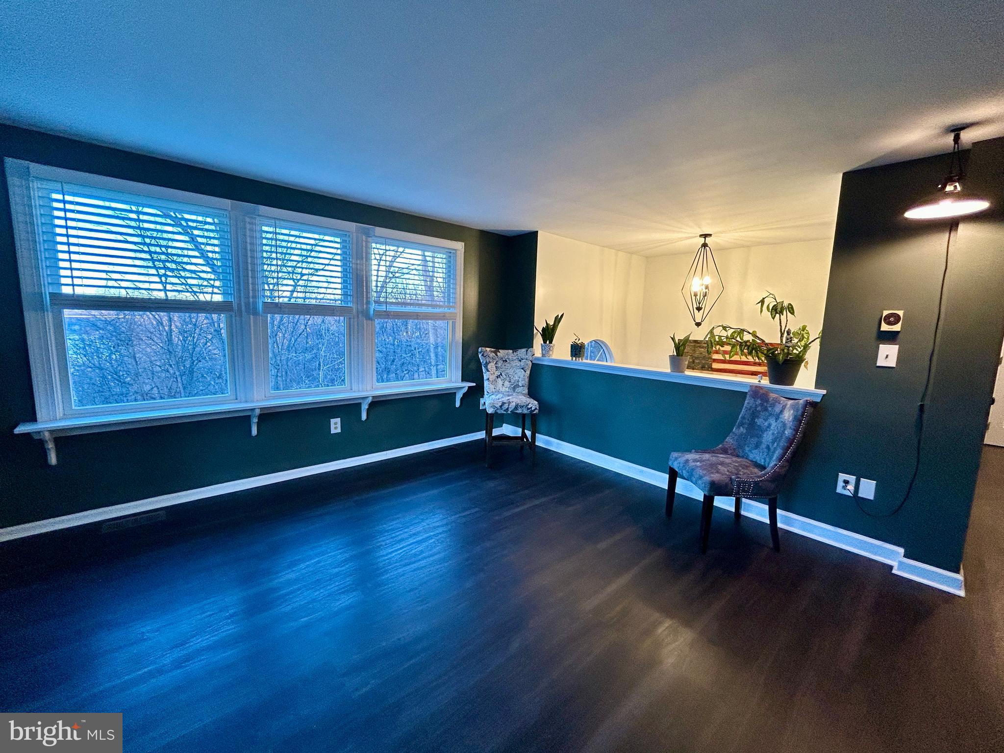 118 Roller Coaster Road Harpers Ferry, WV 25425 - Photo 23 of 56 Living room.