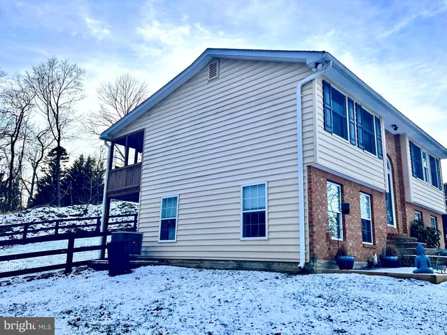 a view of a storage & utility room