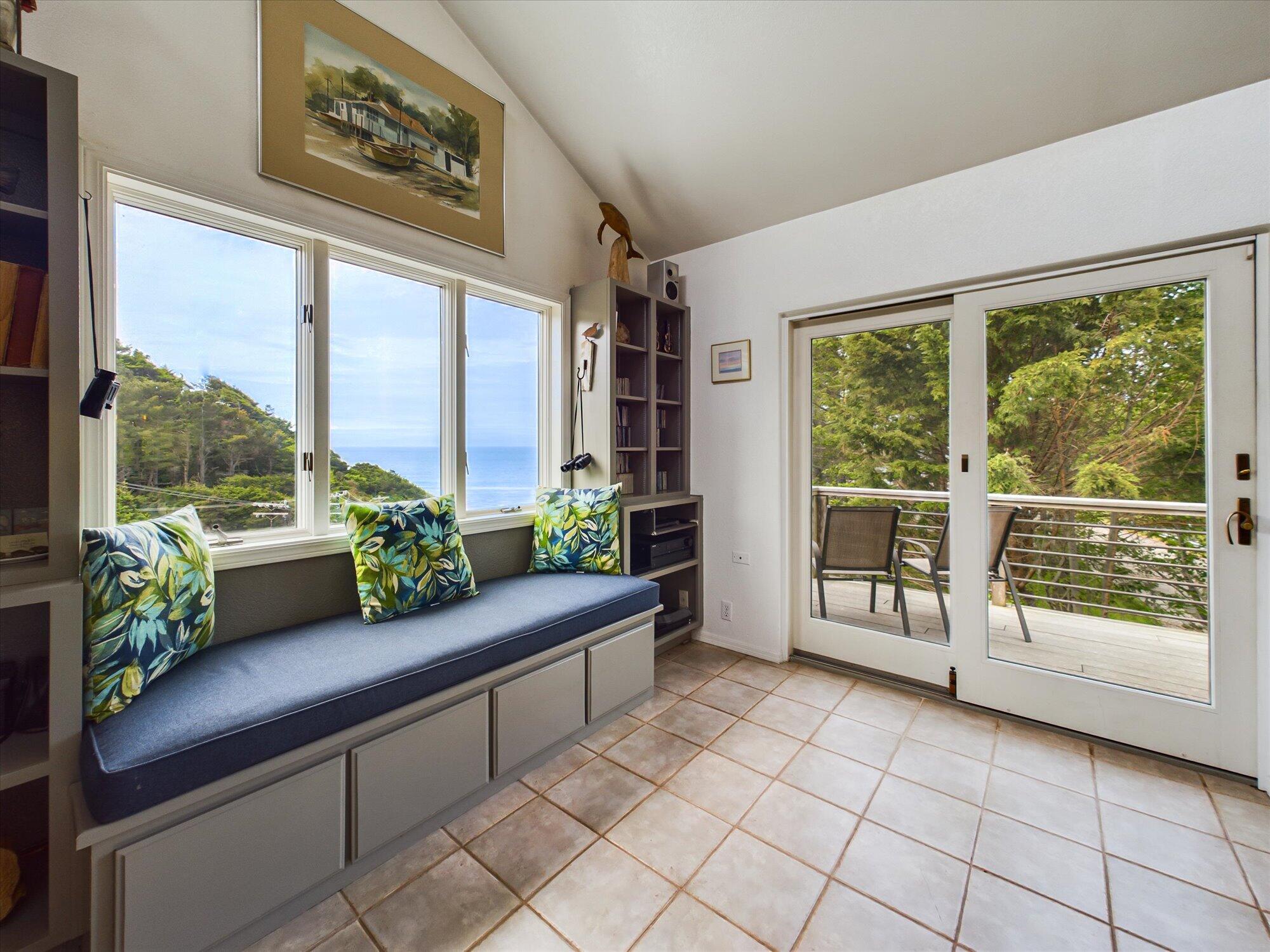 865 Beach Road Whitethorn, CA 95589 - Photo 15 of 60