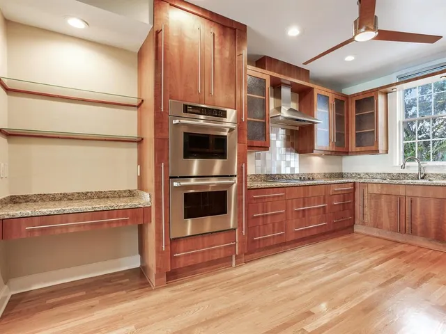 $2,399,000 | 5010 Bayshore Boulevard, Unit 7, Tampa, FL 33611