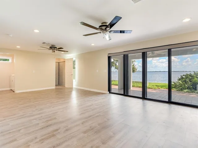 $2,399,000 | 5010 Bayshore Boulevard, Unit 7, Tampa, FL 33611