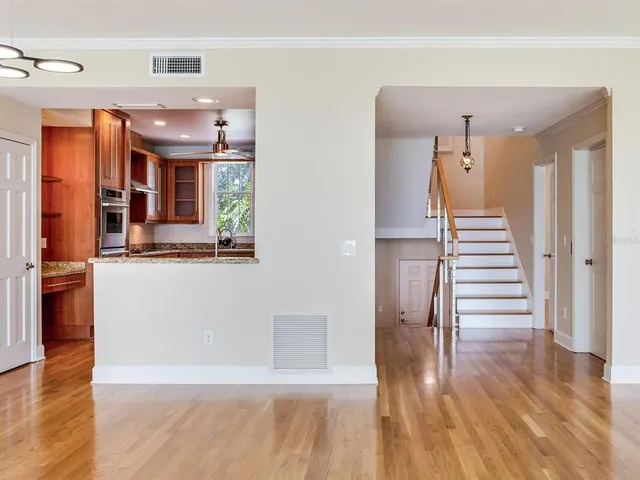 $2,399,000 | 5010 Bayshore Boulevard, Unit 7, Tampa, FL 33611