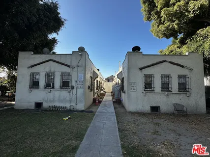 $850,000 | 1502 West 62nd Street, Los Angeles, CA 90047