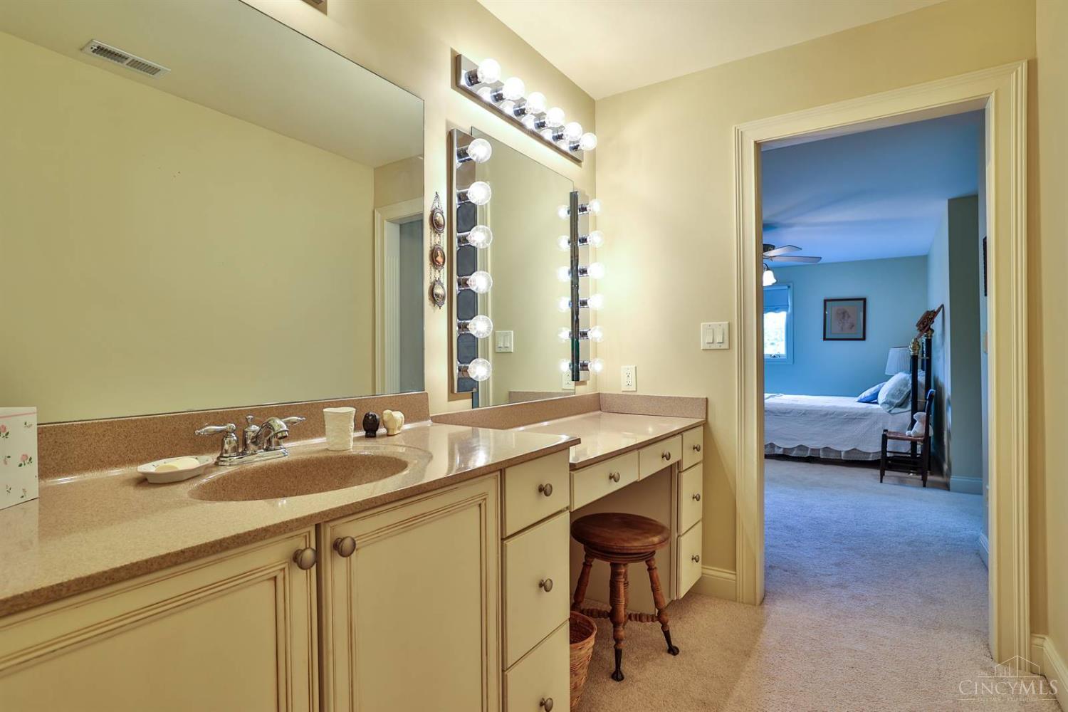10303 Harrison Road Loveland, OH 45140 - Photo 42 of 76 Gallery Image 42