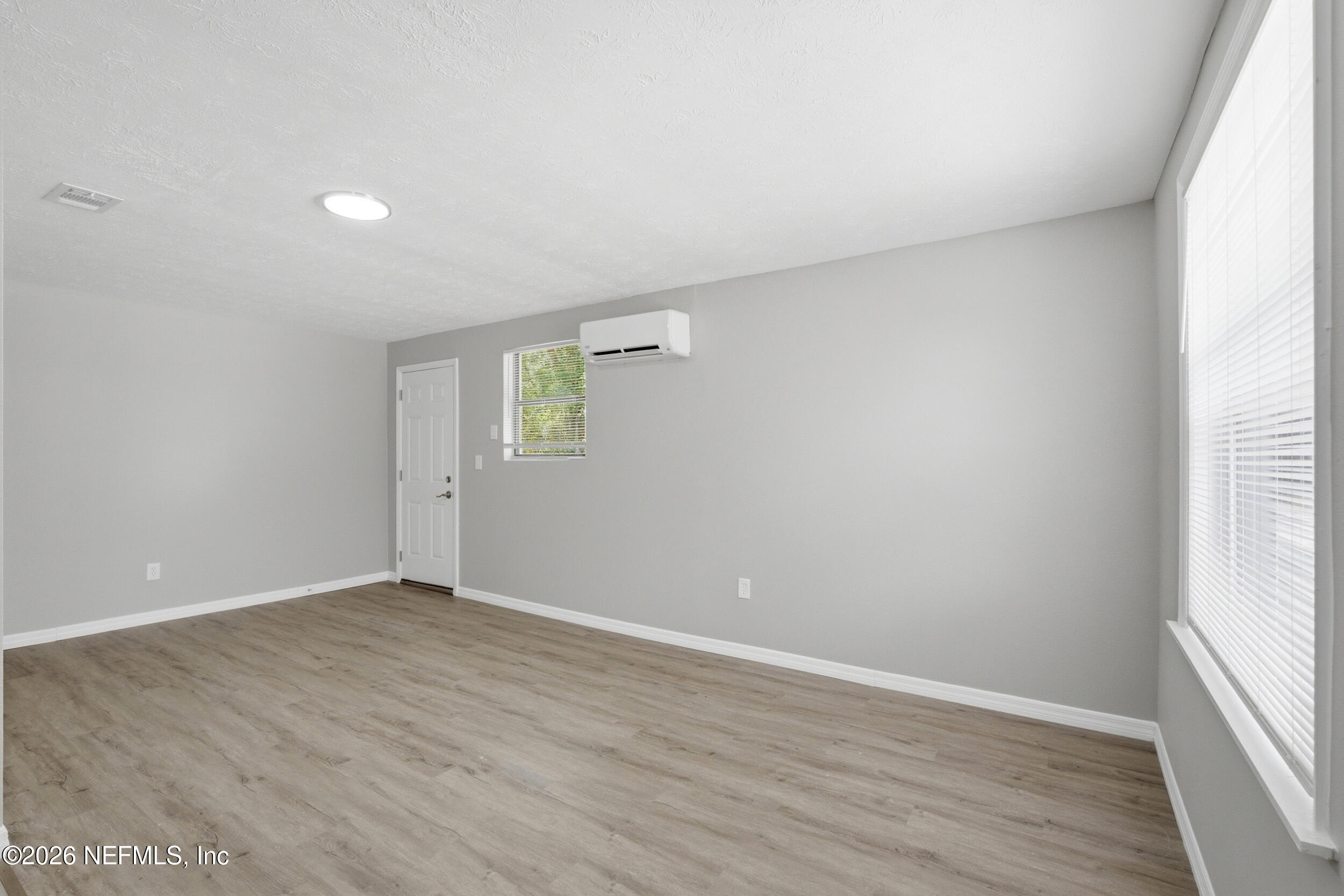 5327 Arrowsmith Road Jacksonville, FL 32208 - Photo 15 of 40 homeprimemedia-07