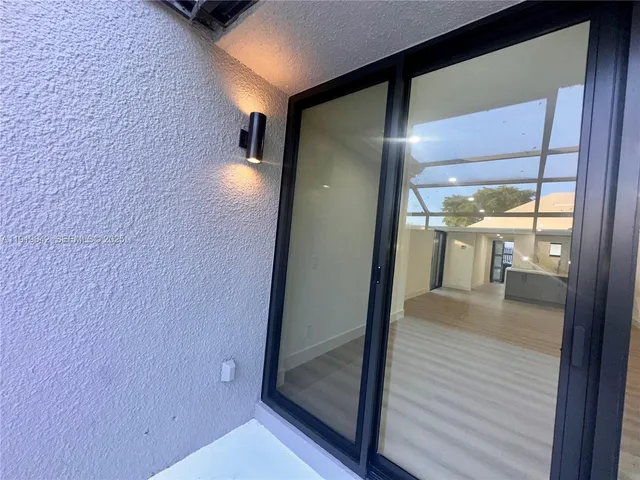 $3,400 | 11279 Northwest 15th Court, Unit 1, Pembroke Pines, FL 33026