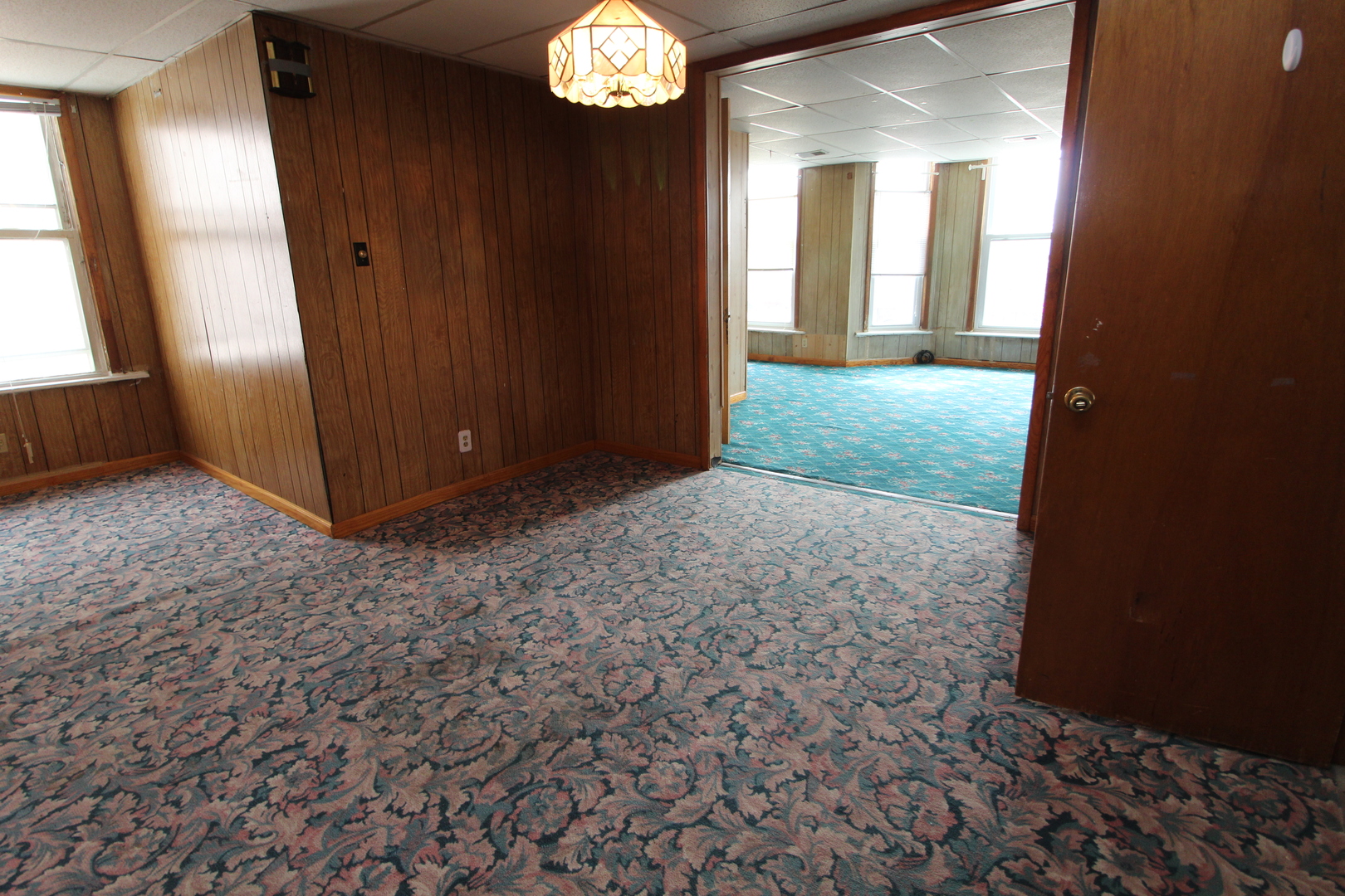 1110 West Addison Street, Unit 2 Chicago, IL 60613 - Photo 13 of 15