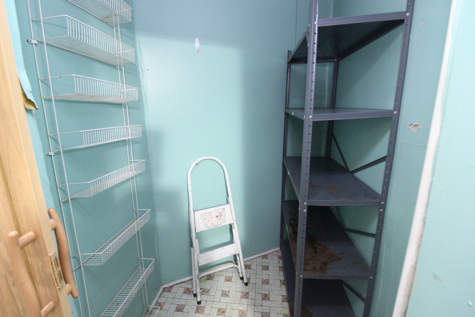 1110 West Addison Street, Unit 2 Chicago, IL 60613 - Photo 6 of 15
