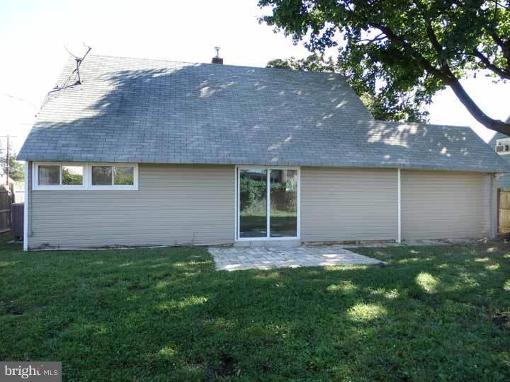 59 Greenbriar Road Levittown, PA 19057 - Photo 13 of 19 Gallery Image 13