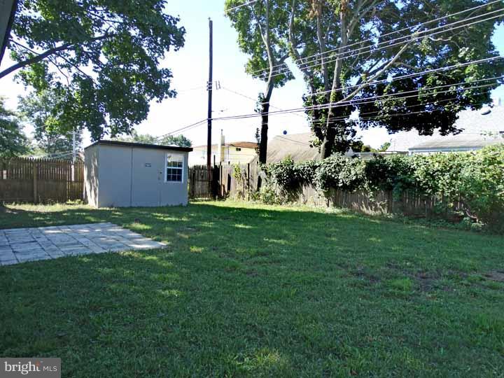 59 Greenbriar Road Levittown, PA 19057 - Photo 15 of 19 Gallery Image 15