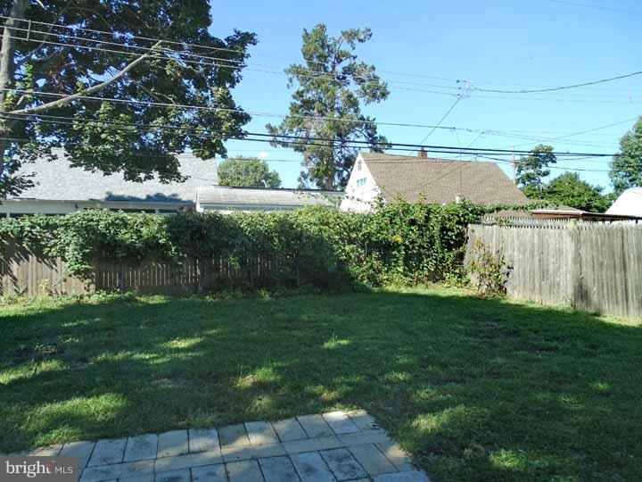 59 Greenbriar Road Levittown, PA 19057 - Photo 16 of 19 Gallery Image 16