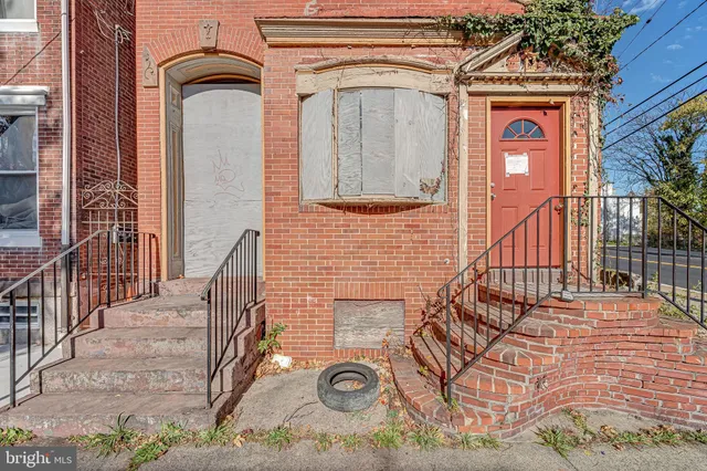 a view of front door of house