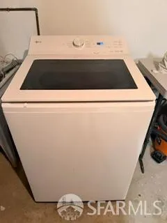 a close up view of washer and dryer