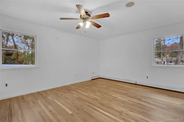 $849,999 | 415 Pond Path, East Setauket, NY 11733